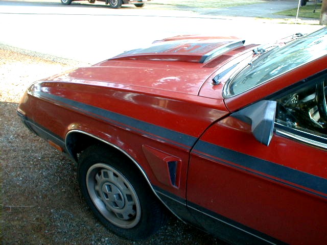 1983R22bLeftFrontQuarterView.jpg (77979 bytes)