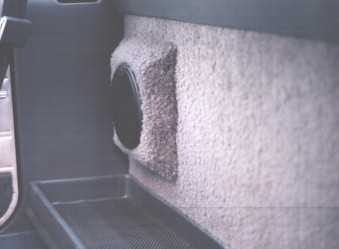 1984RaSpeaker.jpg (18162 bytes)