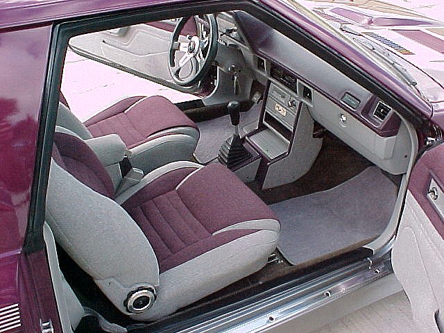 customa009.jpg (92231 bytes)